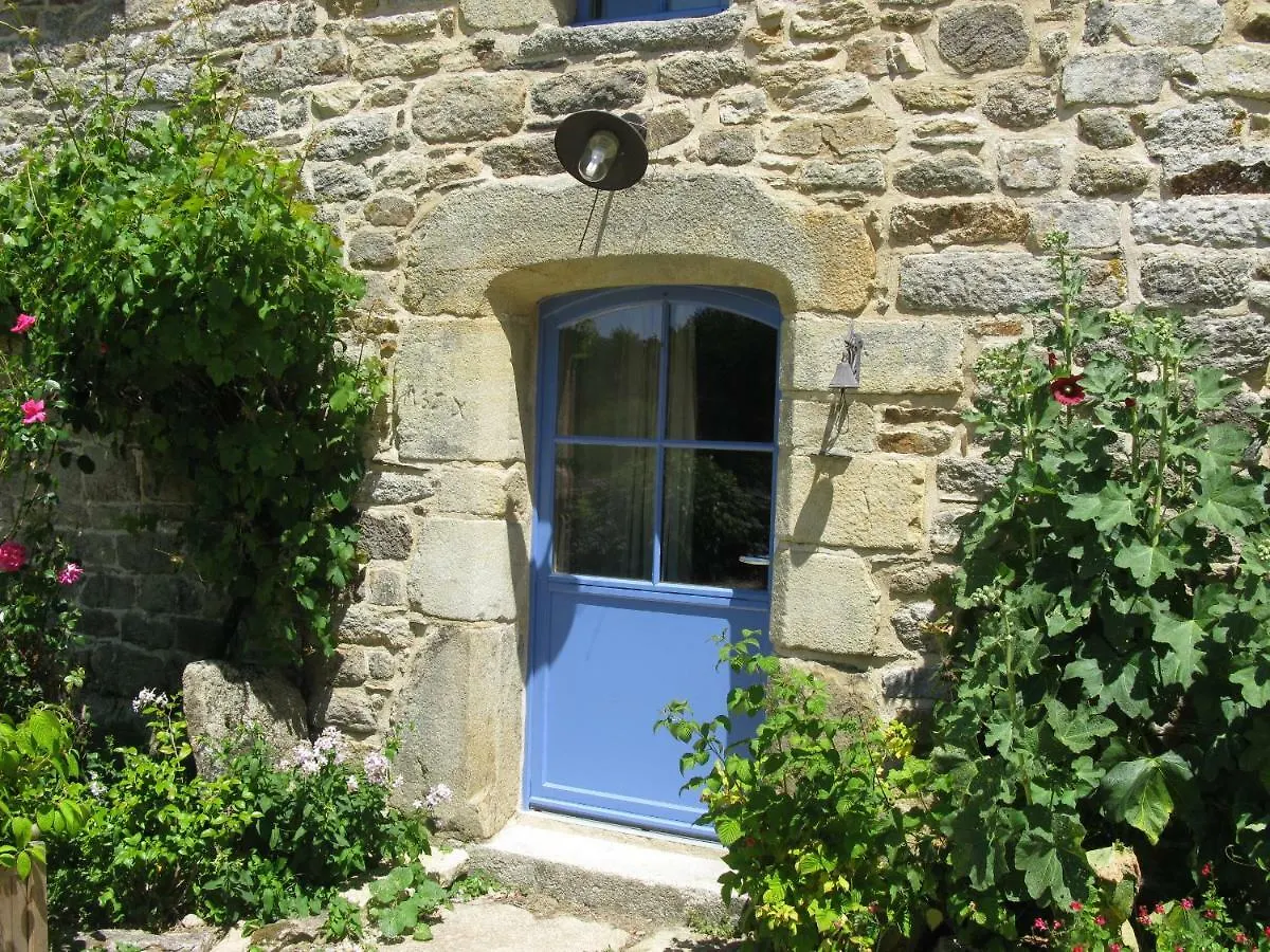 La chambre du Grand Val Caden Maison d'hôtes